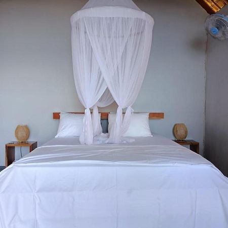 Cassabonelly Hotel Maumere Luaran gambar
