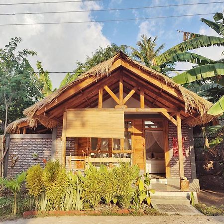 Cassabonelly Hotel Maumere Bilik gambar