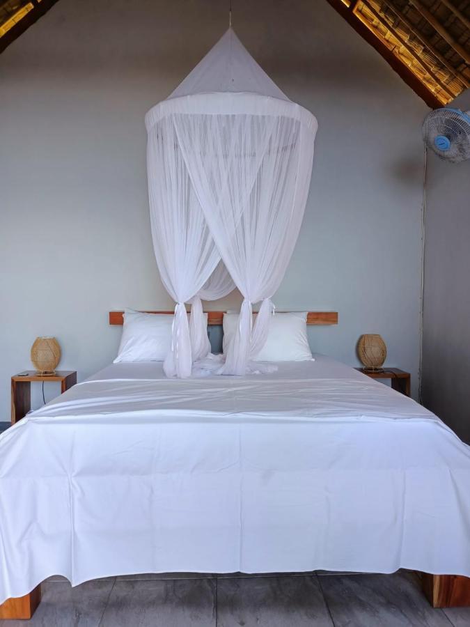 Cassabonelly Hotel Maumere Luaran gambar