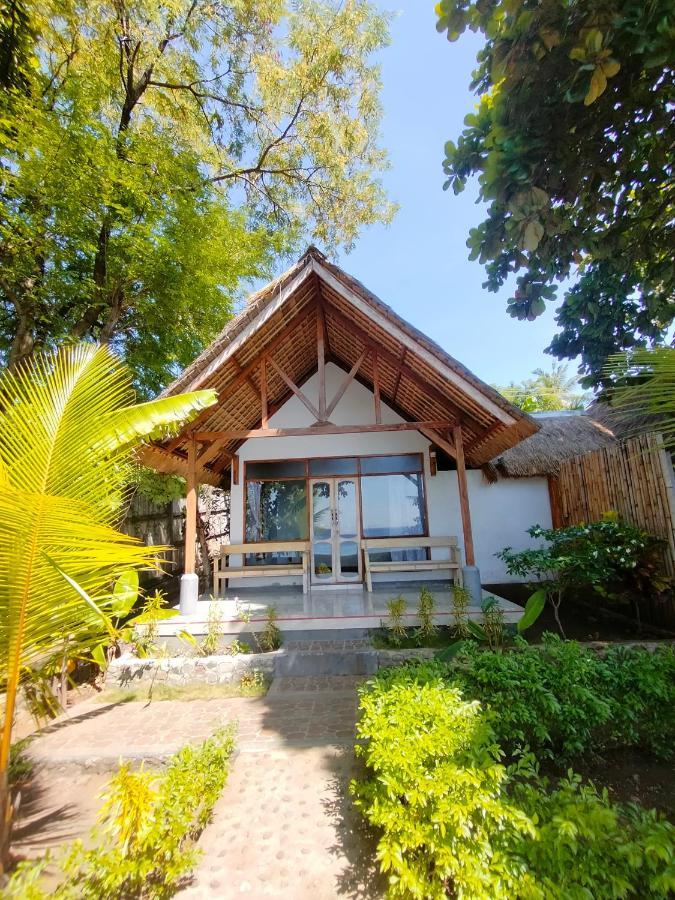 Cassabonelly Hotel Maumere Luaran gambar